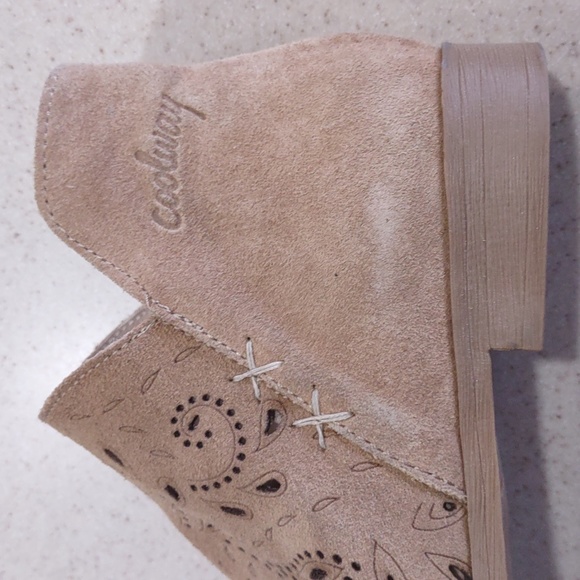 Coolway Tan Nelia Perforated Leather Side Zip Peep Toe Shoes Size 41/US 10 EUC - Picture 6 of 14